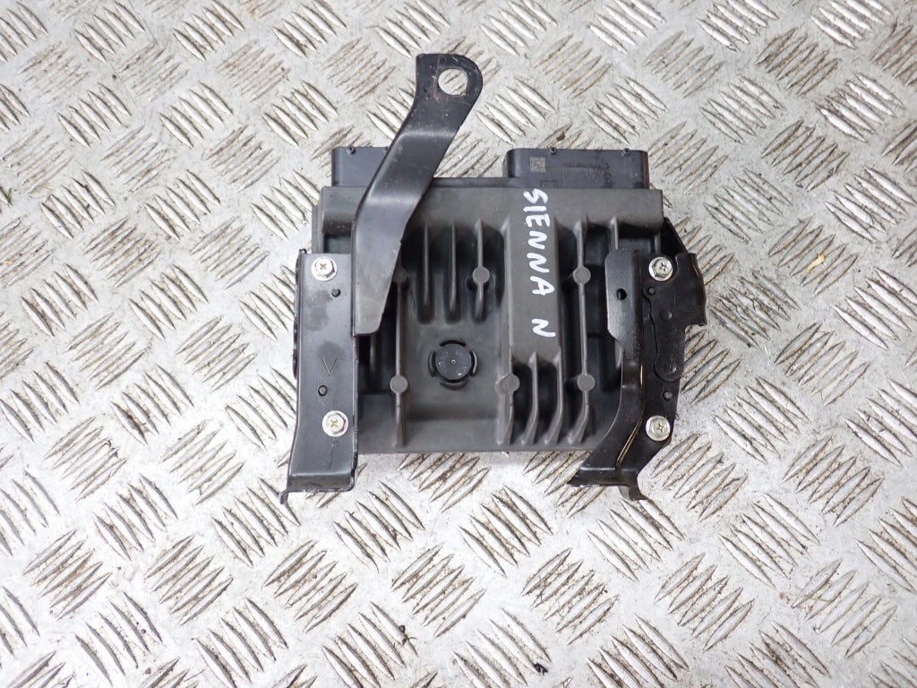 Komputer Sterownik Silnika Toyota Sienna XL40 2.5 Hybrid 2021-