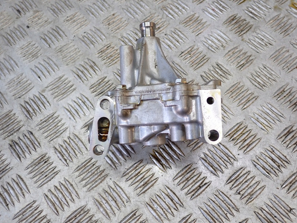 Pompa Oleju Toyota Sienna XL40 2.5 Hybryda A25A-S83 21-