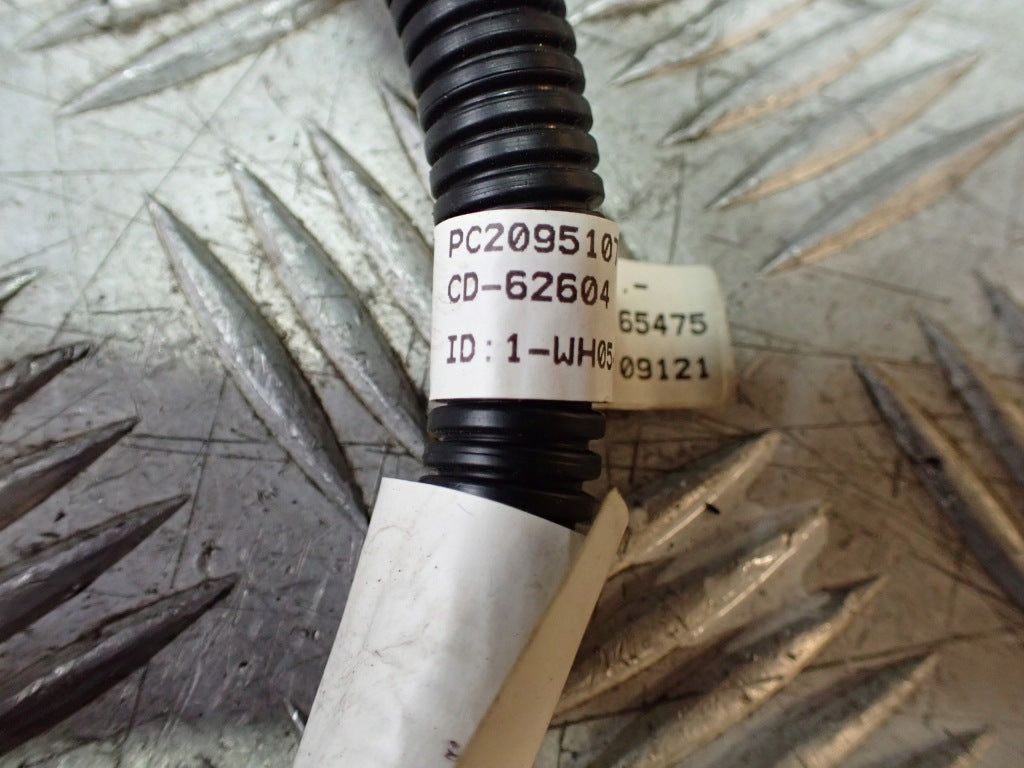Kamera cofania tylna do Ford F350 F250 6.2 4x4 Super Duty 2021, marki Autolandparts, widok na obiektyw kamery.