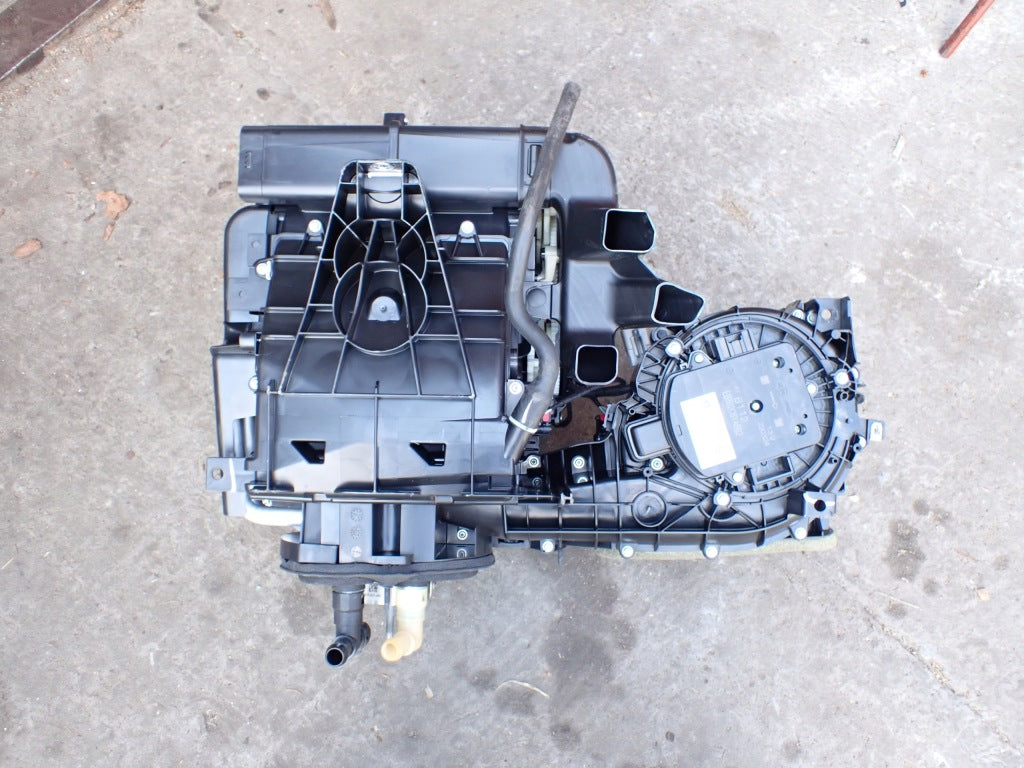 Nagrzewnica Powietrza Kpl. Chevrolet Corvette C8 2020-