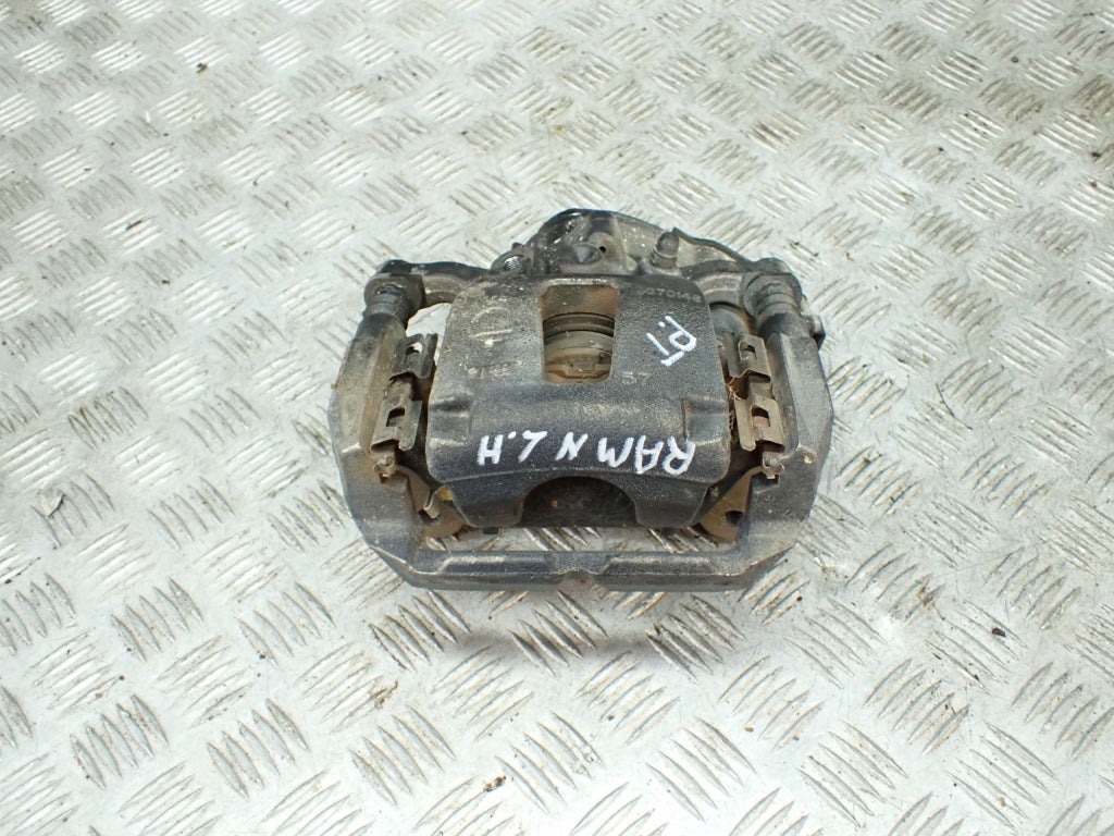 Zacisk Tylny Elektryczny Uszkodzony Dodge RAM V 2019-