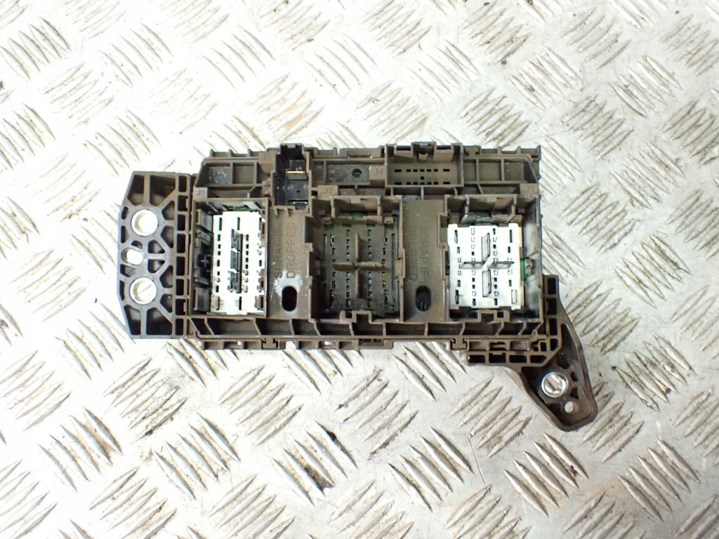 Skrzynka Bezpieczników 68347016 Jeep Grand Cherokee WL 4x4 21-