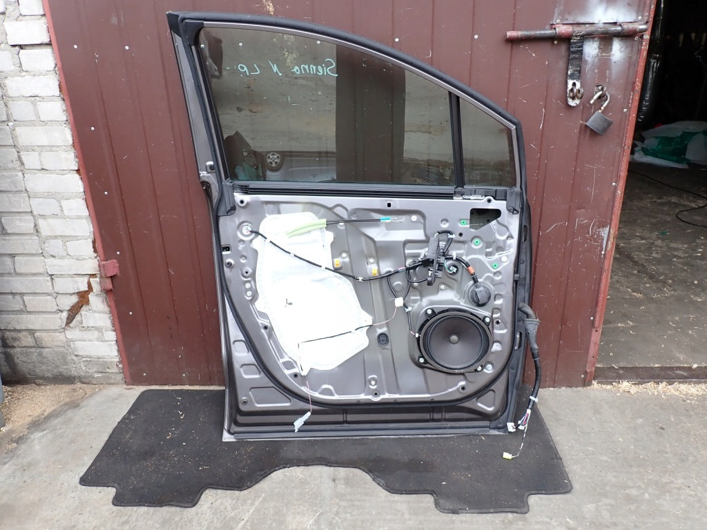 Drzwi Lewe Przednie Kompletne Toyota Sienna Hybrid XL40 2021
