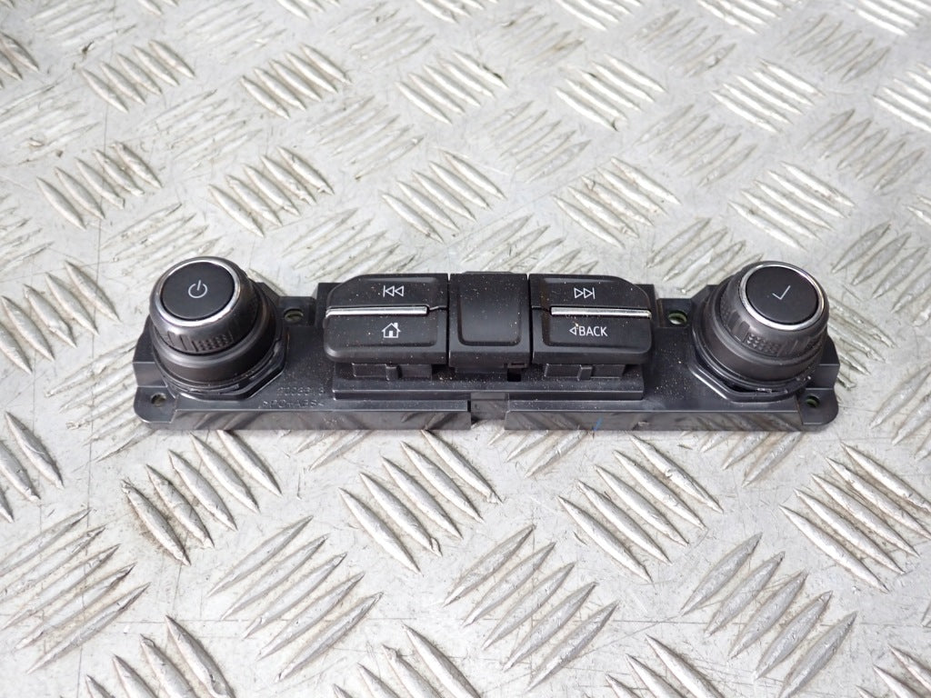 Panel Radia GMC Sierra Chevrolet Silverado 3.0D 2019-