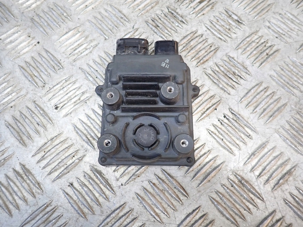 Moduł Sterownik Pompy Paliwa Toyota Tundra Sequoia Lexus LS600 2022-