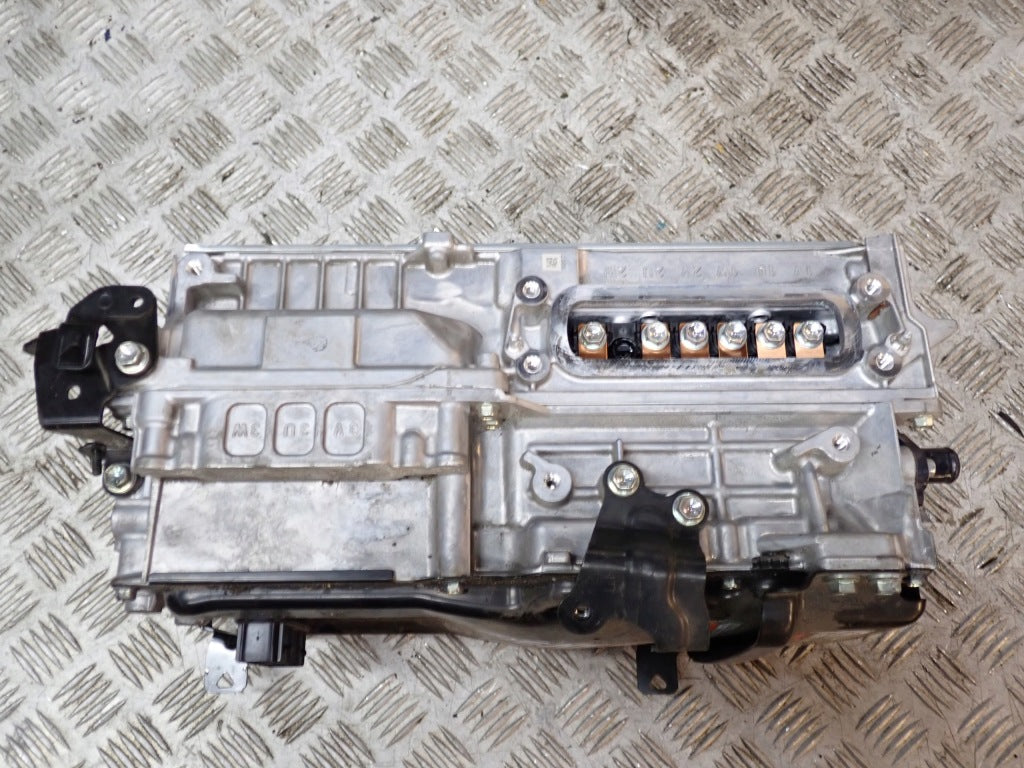 Inverter Inverter Voltage Converter Toyota Sienna XL40 2021