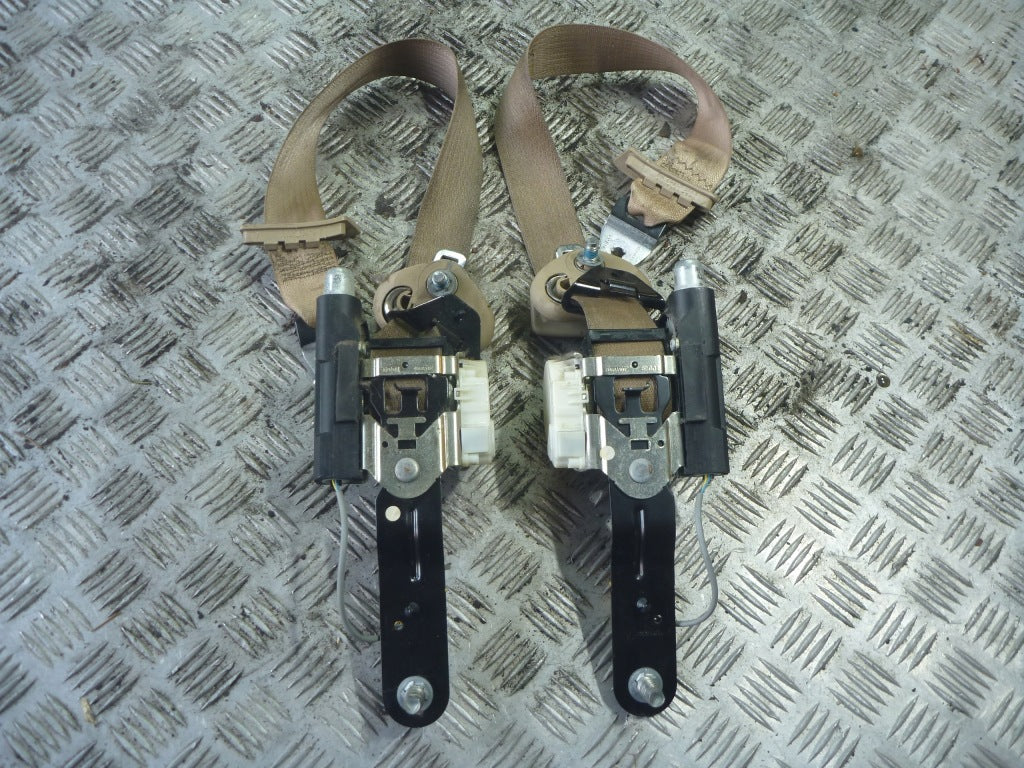 Seat Belt Pretensioner Seat Belts Yukon Escalade Suburban 07-