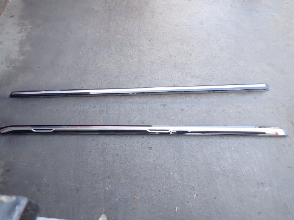 Roof Rails PAIR Jeep Wagoneer Grand WS 5.7 4x4 2022-