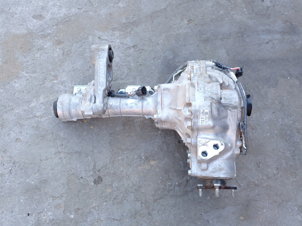 Front Axle Front Differential 3.31 Set Toyota Tundra Crew Max 3.4 2022-