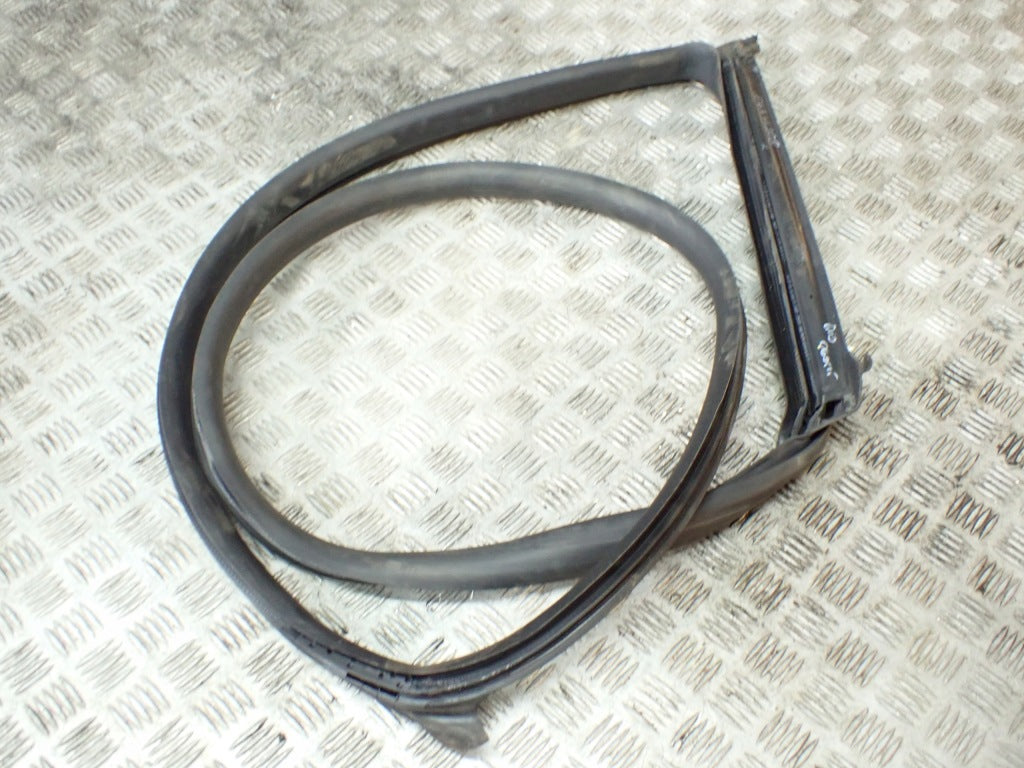 Door Seal Maserati Quattroporte 13-