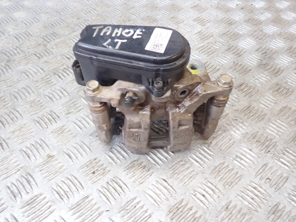 Zacisk Tylny Elek. Chevrolet Suburban Tahoe Cadillac Escalade GMC Yukon 21-