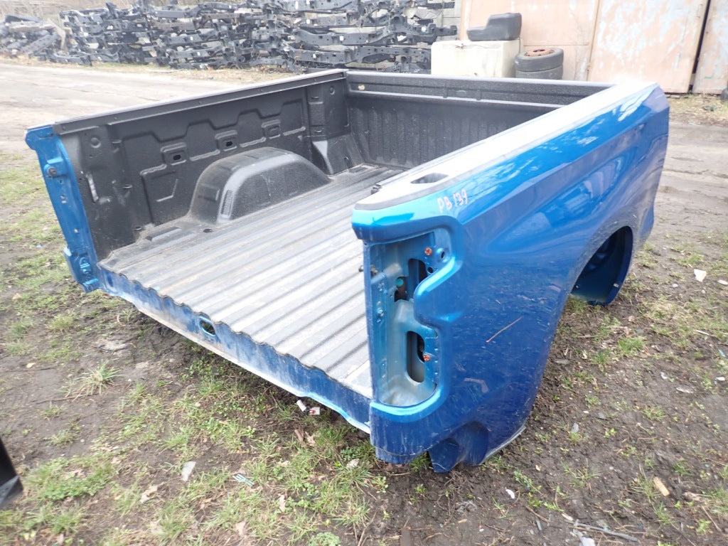 Paka Buda Zabudowa Tylna 5.9ft 180cm Chevrolet Silverado 2022