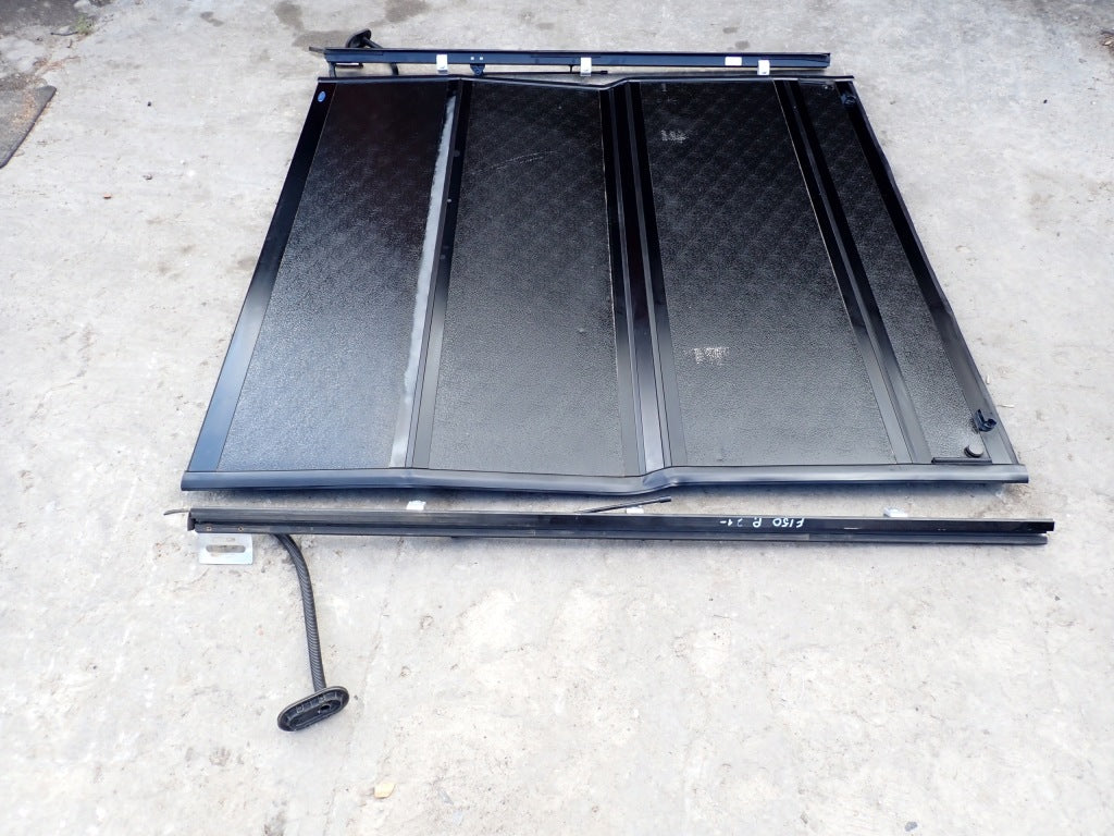 Pokrywa Roleta Osłona Aluminiowa Paki ORYG. Ford F150 Crew Cab 5.5 ft 2021