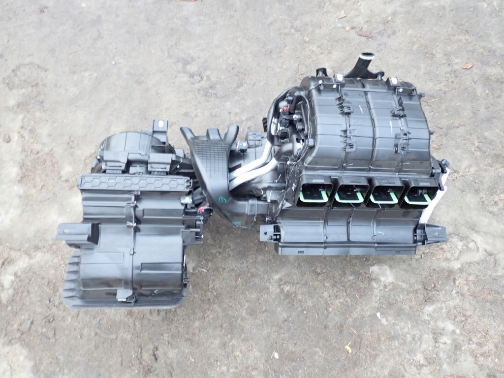 Nagrzewnica Kpl. Chevrolet Tahoe Suburban GMC Yukon Cadillac Escalade 2021