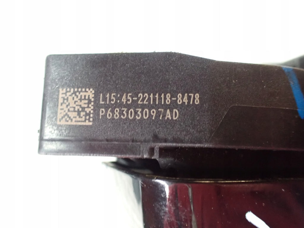 Klamka Drzwi Przód Lewa Keyless Chrome Dodge RAM V 2019-