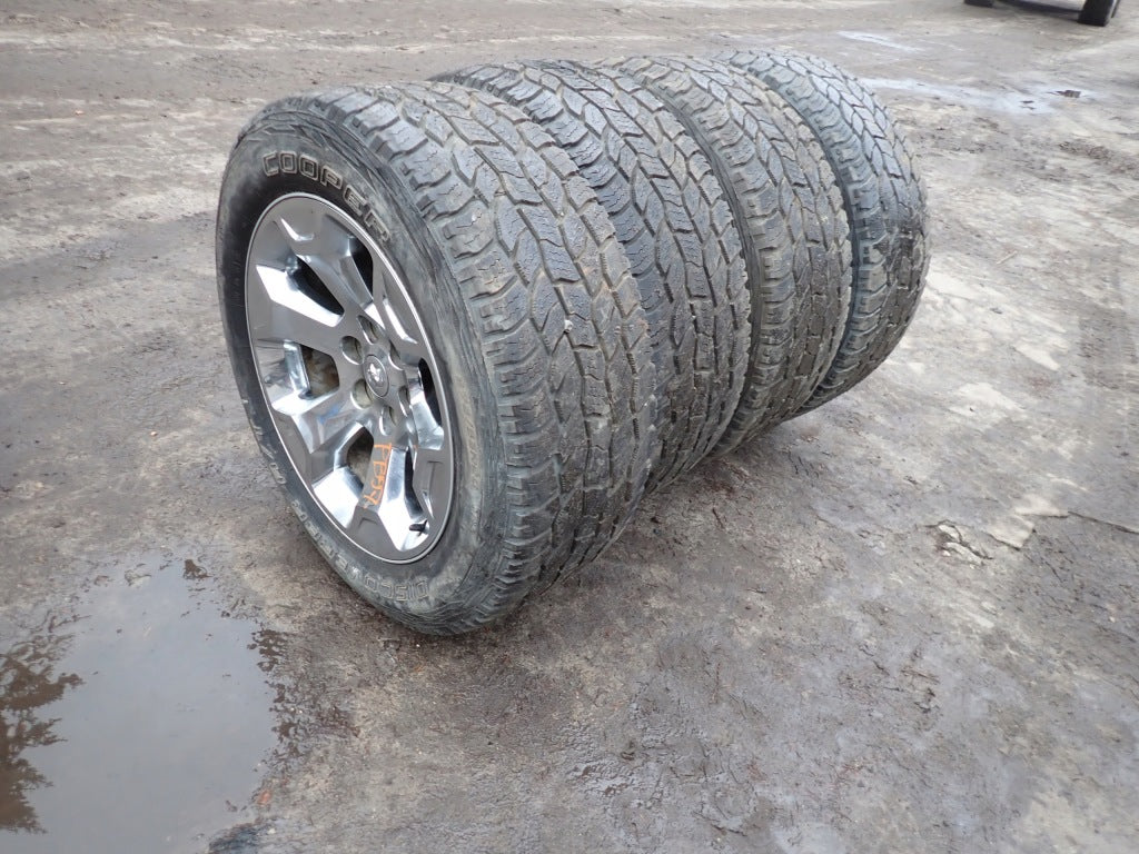 Opony Całoroczne Cooper Discoverer A/T 3 275/55R20