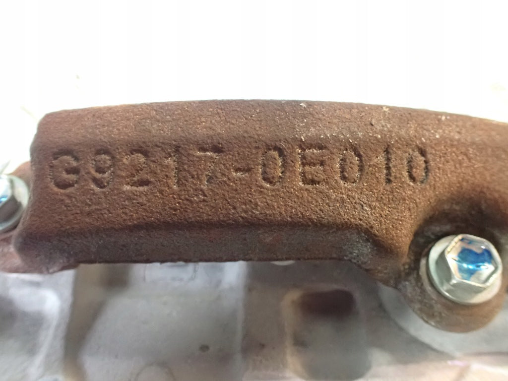 Mocowanie Wspornik Poduszka Łapa Baterii Toyota Sienna XL40 2021