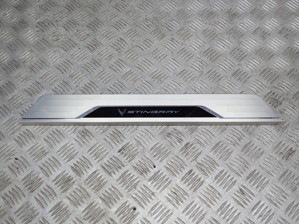 Listwa Progowa Wewnętrzna Wnętrza Chevrolet Corvette C8 2020-