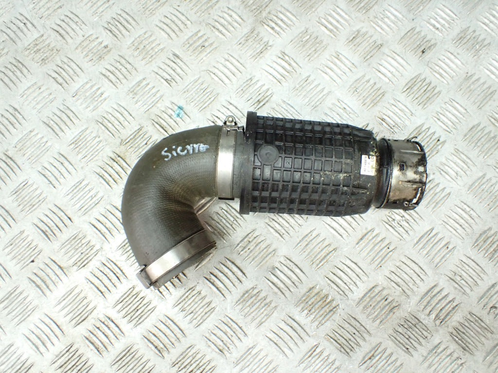 Turbo Hose Pipe GMC Sierra 3.0D AT4 Silverado Duramax 19