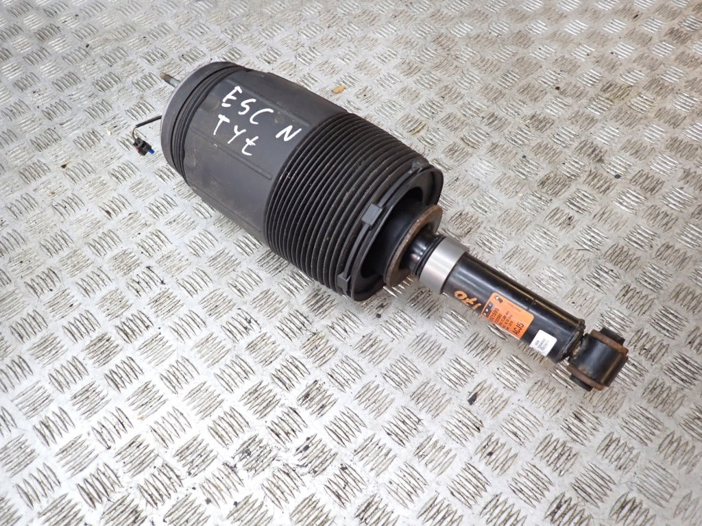 Amortyzator Tylny Kpl Cadillac Escalade Chevrolet Suburban GMC Yukon 21-