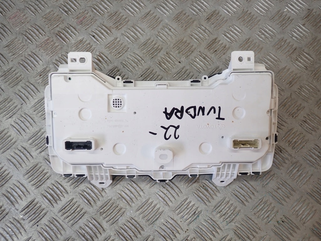 Licznik Zegary Toyota Tundra Sequoia 3.4 3.5 2022-