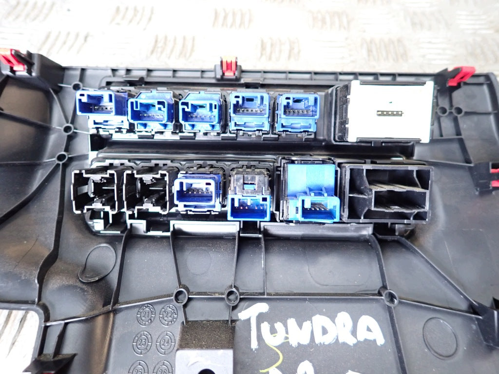 Panel Świateł Podgrzewania Kierownicy Start Stop Toyota Tundra 2022-