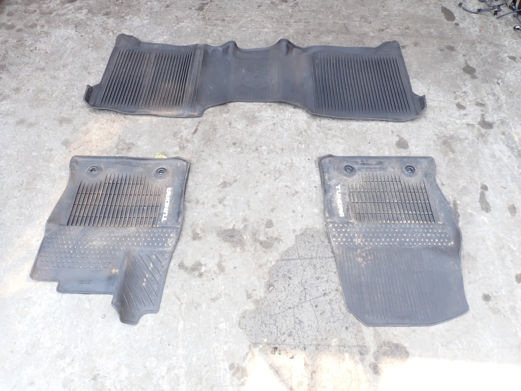 Dywaniki Gumowe Kpl. Toyota Tundra Crew Cab 3.4 3.5 2022-