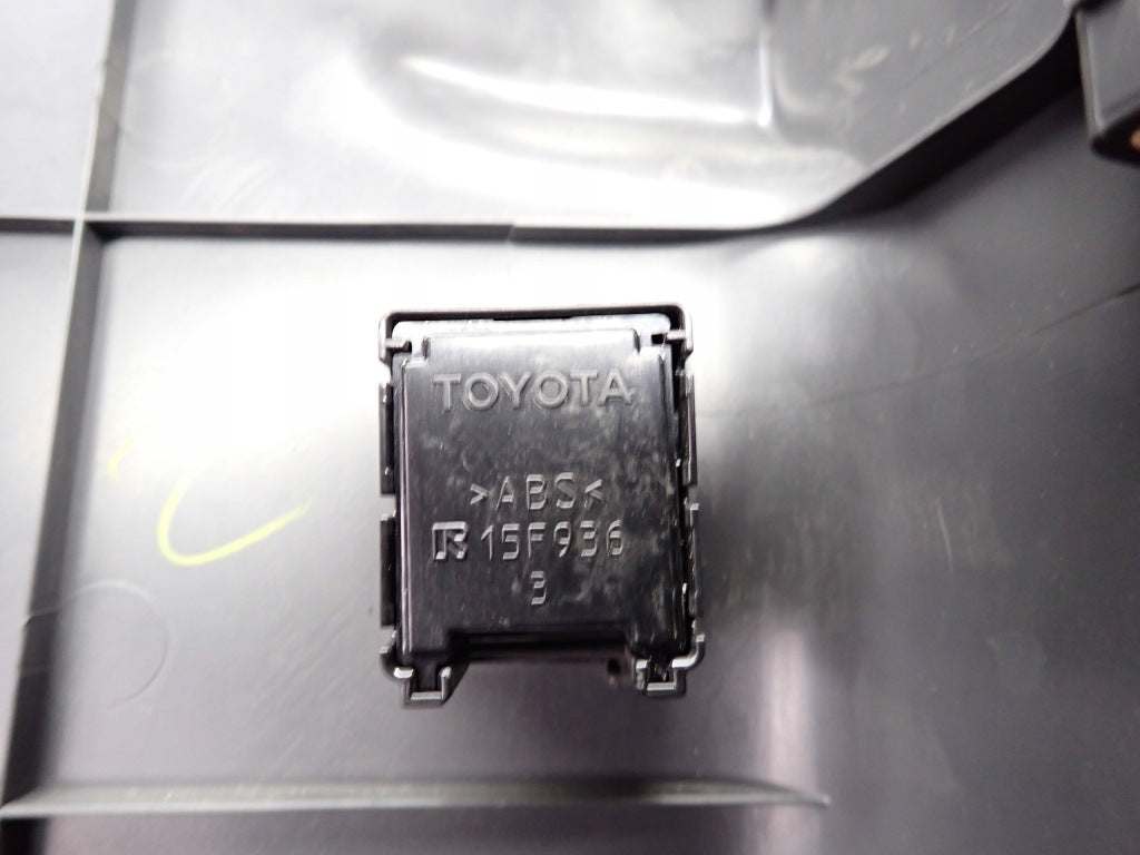Osłona Słupka B Lewa Toyota Sienna XL40 2021