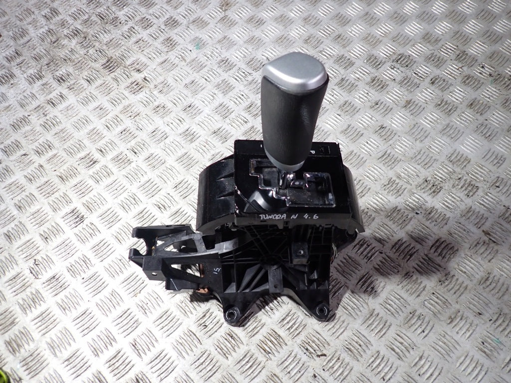 Gear Selector Mechanism Lever Toyota Tundra 2014-