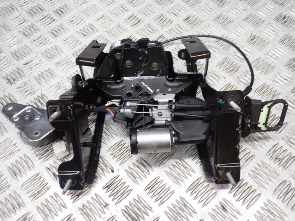 Zamek Siłownik Mechanizm Zamykania Tylnej Klapy Chevrolet Corvette C8 2020-