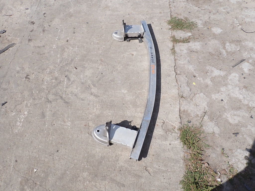 Belka Przednia Dolna ze Strefami Zgniotu KPL Toyota Sienna XL40 2021-