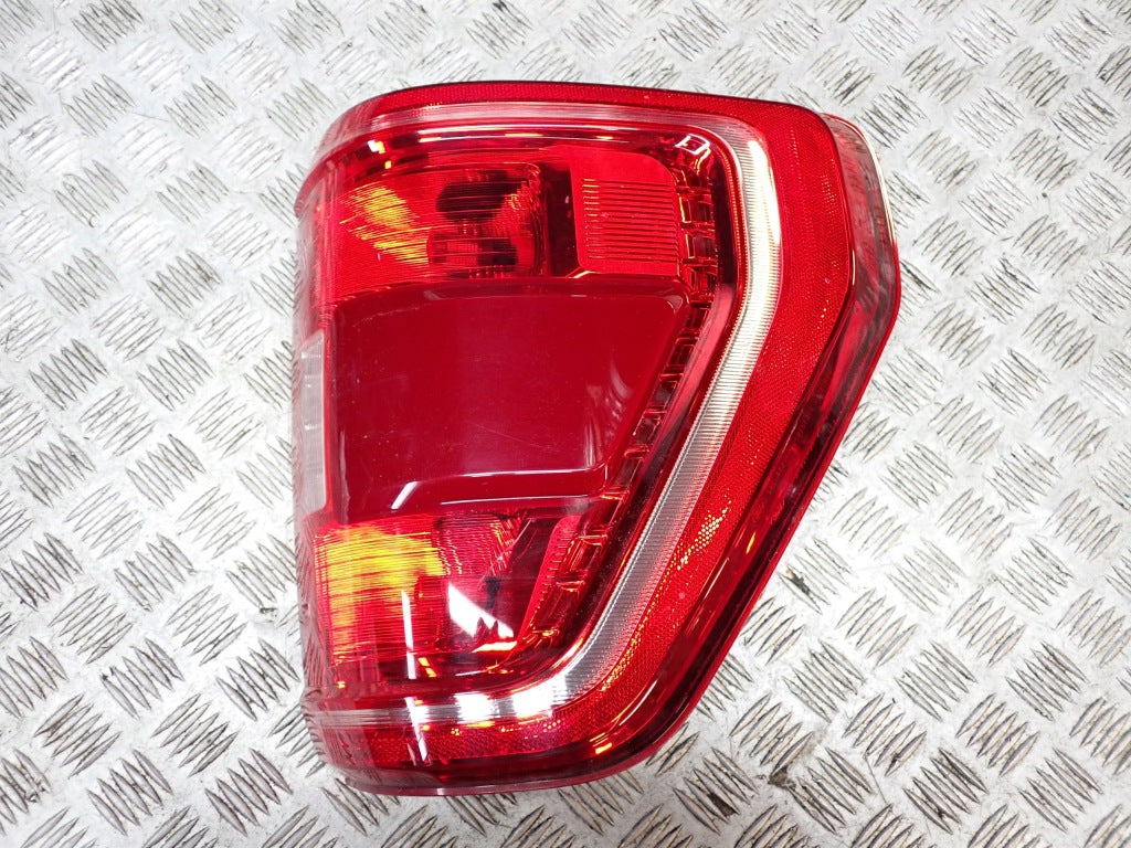 Lampa Tylna Prawa Tył Blind Spot Czujnik Martwego Pola Ford F150 XLT 2021