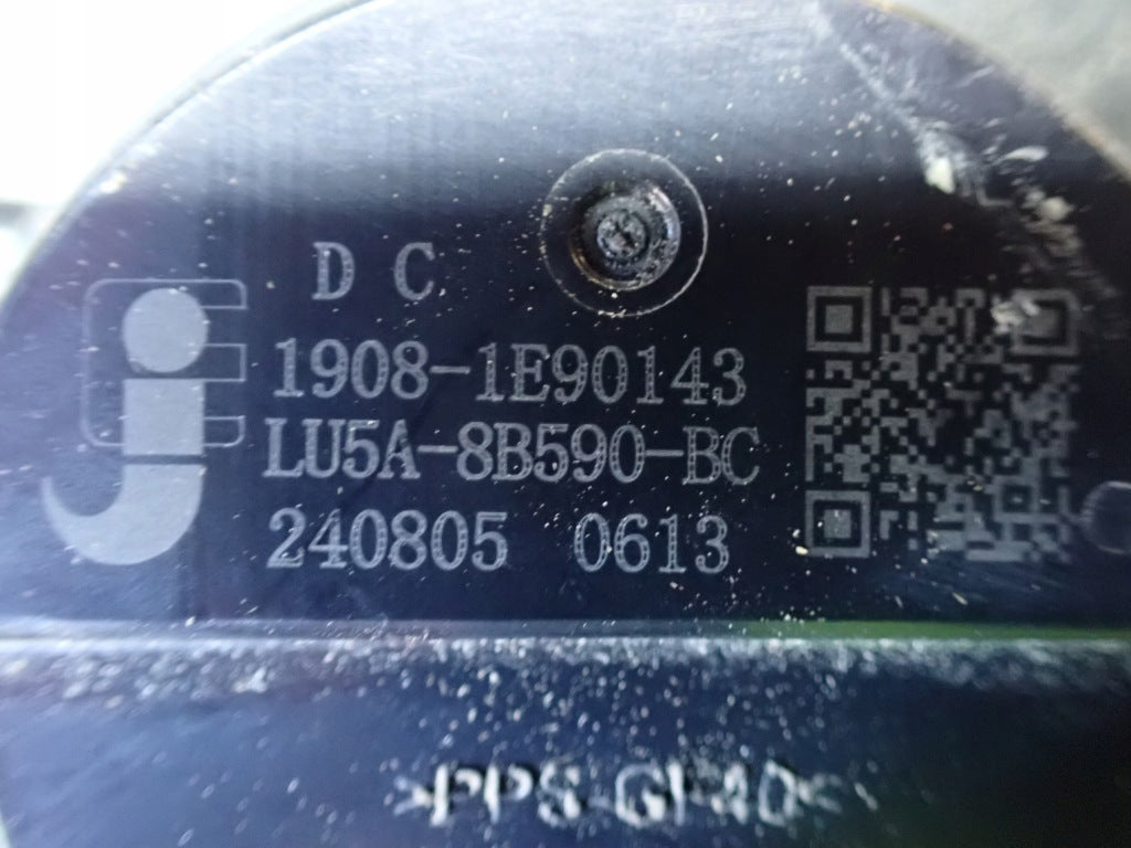 Pompa wodna do Ford F150 3.5 2021- Autolandparts, widok na część pompy do układu chłodzenia silnika.