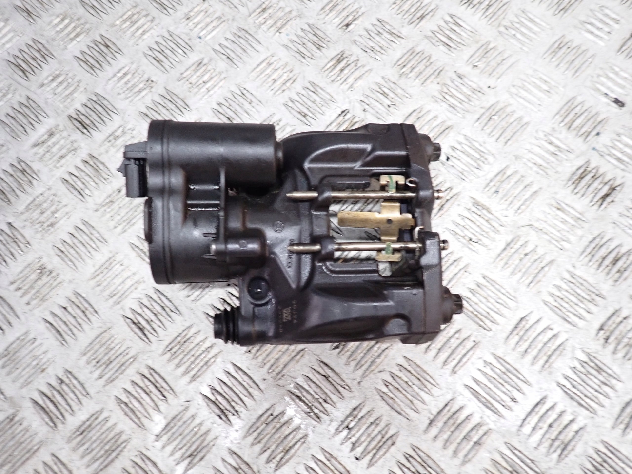 5f3f9b0f9ebcf54a1a11975f4d5b22f9