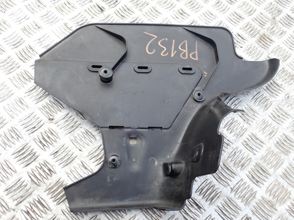 Deflektor Prawy Przedni Wlot Powietrza Hamulców Chevrolet Corvette C8 2020-