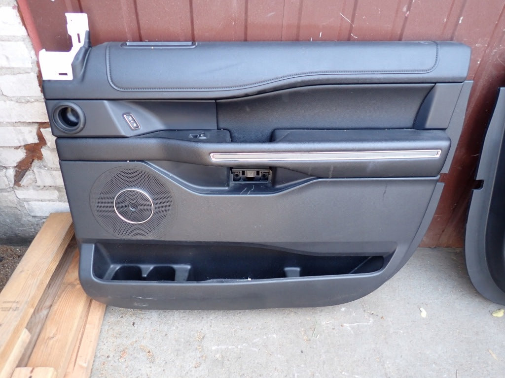 Right Front Passenger Side Leather Ford Expedition 2020