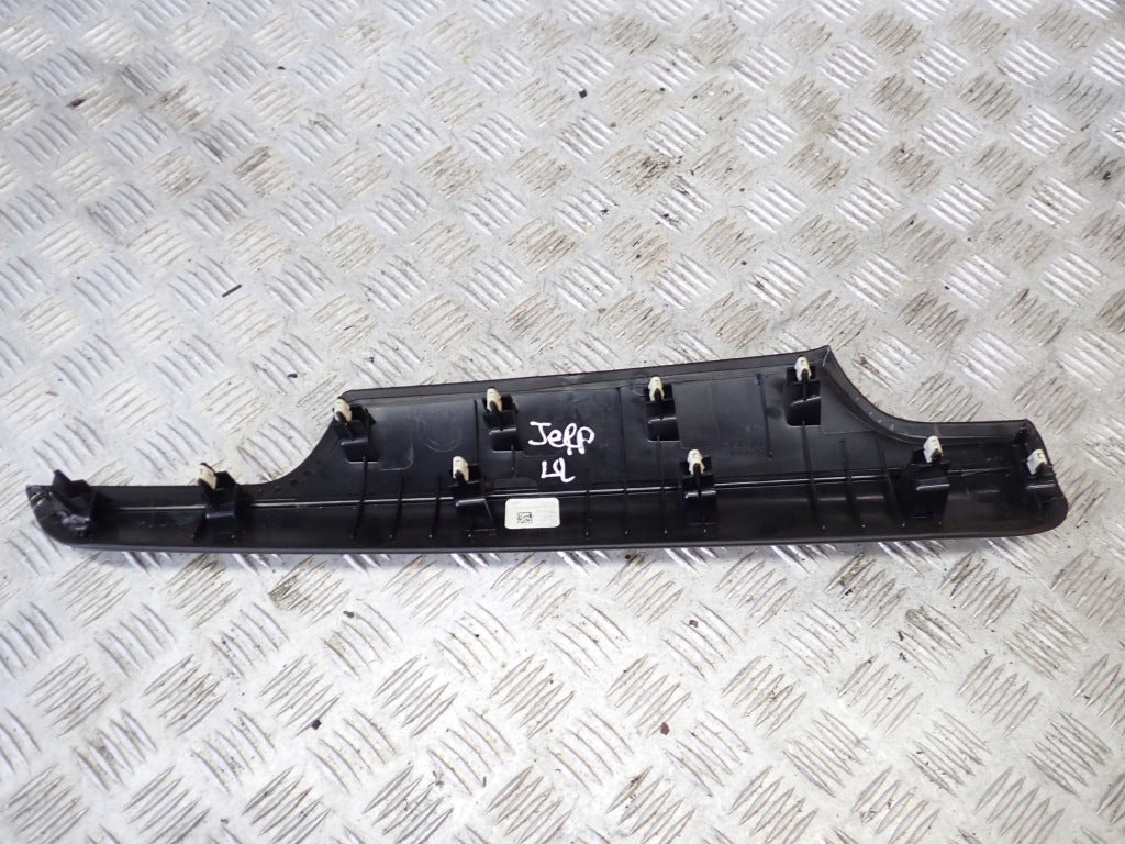 Dekor Listwa Deski Jeep Grand Cherokee WL 3.6 4x4 21
