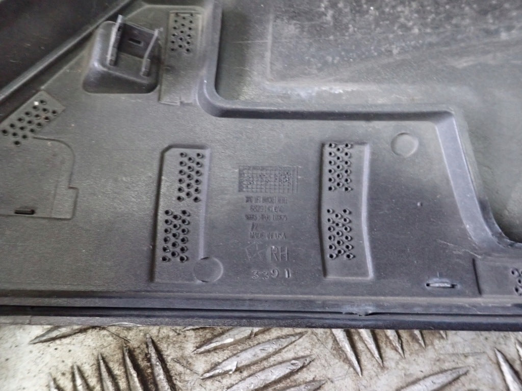 Listwa Pod Lampę Prawa Dodge Ram V Rebel 19-