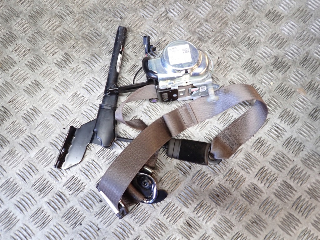Pas Napinacz Przedni Kpl. Dopinacz Prawy Chevrolet Silverado GMC Sierra 19-