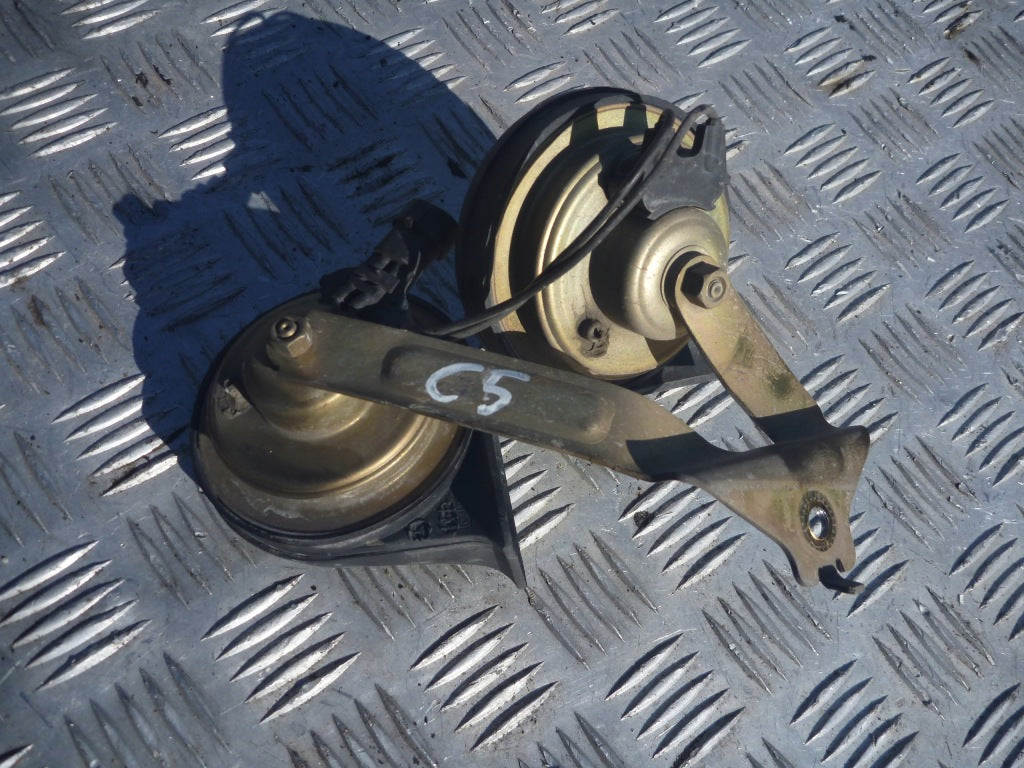 Horn Signal Chevrolet Corvette C5 2001