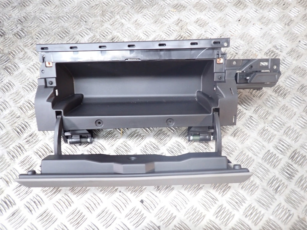 2022 Chevrolet Silverado Upper Leather Glove Box