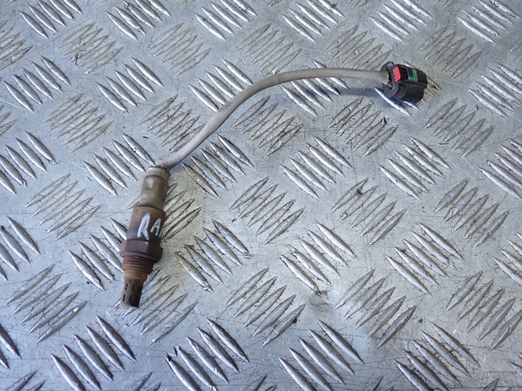Sonda lambda do Dodge Ram 1500 5.7 HEMI, część marki Autolandparts, widoczna na zdjęciu, montaż w układzie wydechowym.