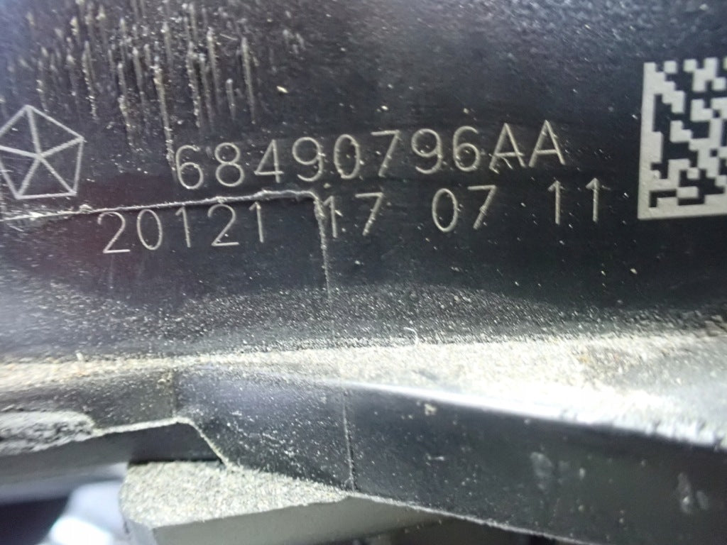 Kolektor ssący do Jeep Grand Cherokee WL 3.6 V6, części samochodowe marki Autolandparts, widoczny na zdjęciu.