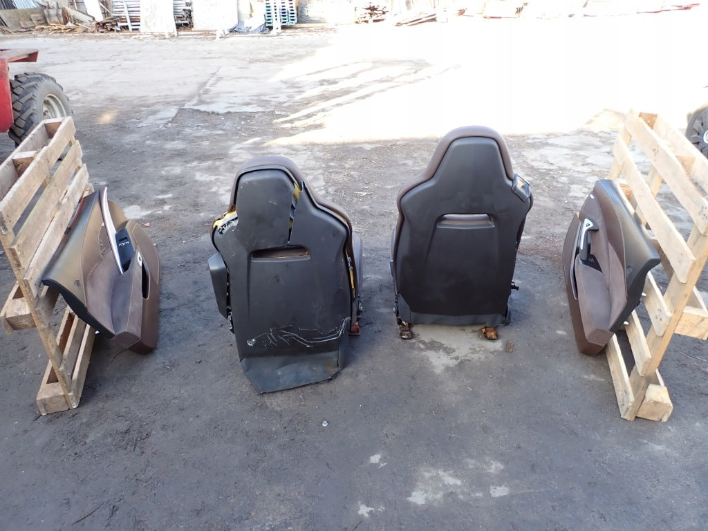 Tapicerka Fotele z Boczkami KPL Chevrolet Corvette C7 2014-