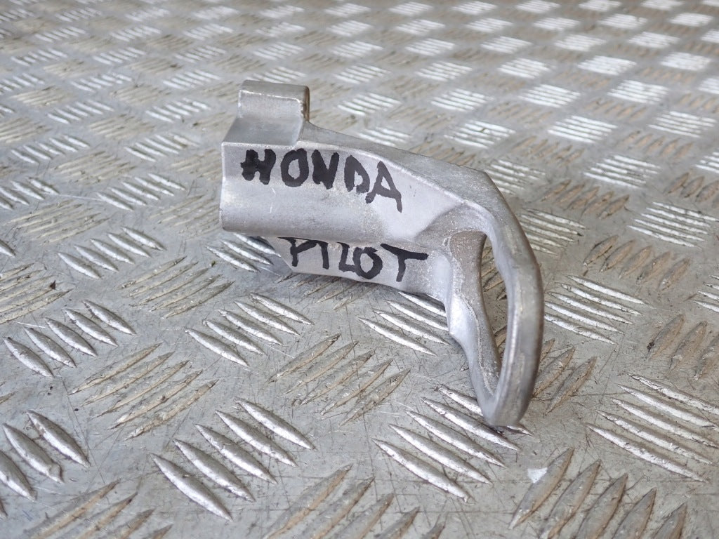 Uchwyt Ucho Holownicze Przednie Przód Honda Pilot 4 YG2 4x4 23-