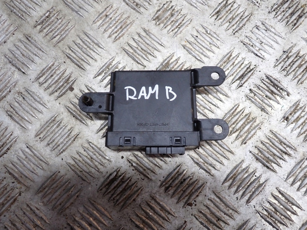 Dodge RAM 13- PDC Parking Controller Module