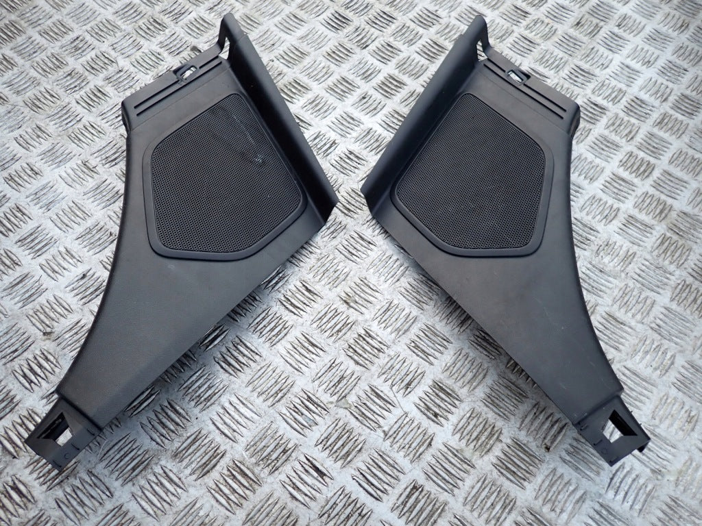 Osłona Wewnętrzna Wnętrza Głośnika Tylna Tył Chevrolet Corvette C8 2020-