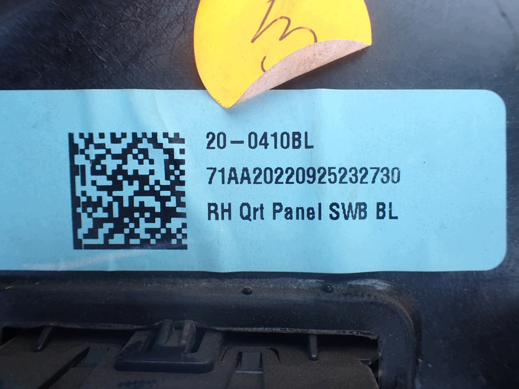 Boczek Bagaznika Prawy Tapicerka Chevrolet Tahoe Yukon 5.3 2021