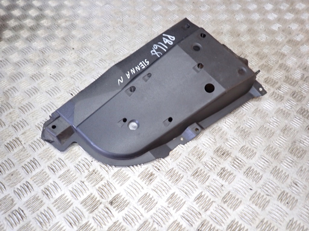 Osłona Zderzaka Tył Lewa Dolna Toyota Sienna XL40 2021