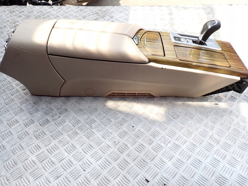 Podłokietnik Tunel Środkowy Dekory Maserati Quattroporte 2013-